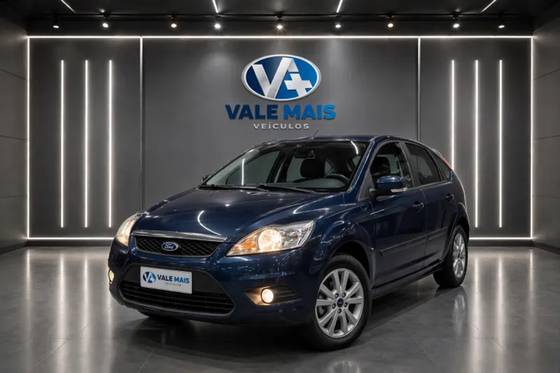 FORD FOCUS 2.0 GHIA 16V GASOLINA 4P AUTOMÁTICO FORD FOCUS 2.0 GHIA 16V GASOLINA 4P AUTOMÁTICO
